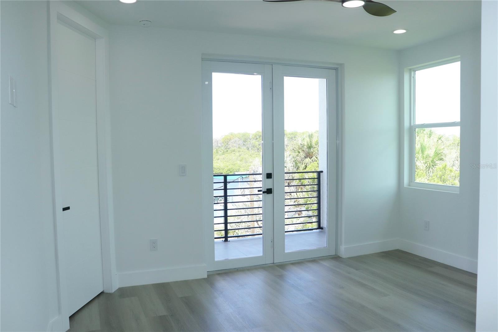 Image 18 of 28 For 7609 Deedra Circle