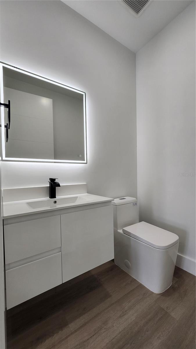 Image 19 of 28 For 7609 Deedra Circle