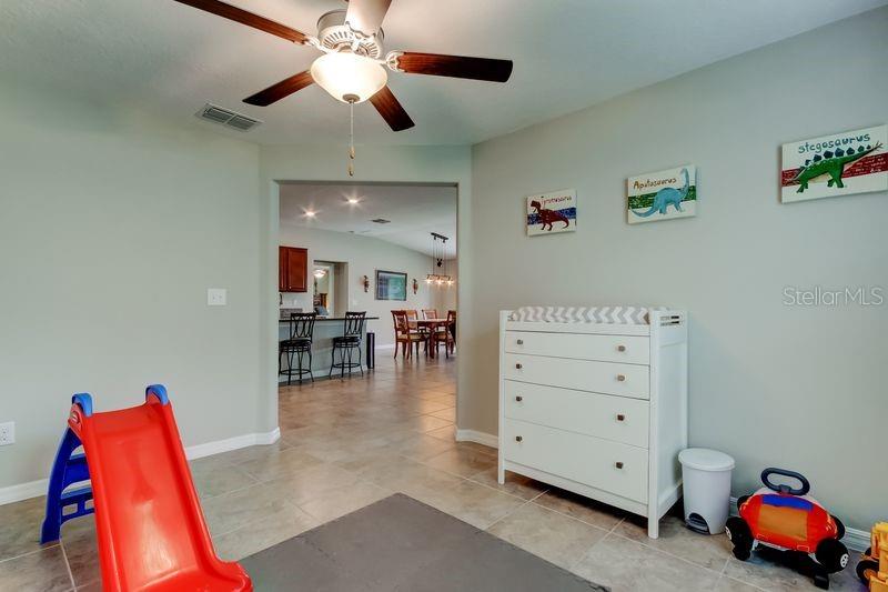 Listing photo id 31 for 6395 Cobble Bliss Street