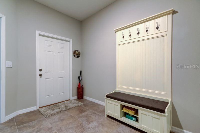Listing photo id 2 for 6395 Cobble Bliss Street