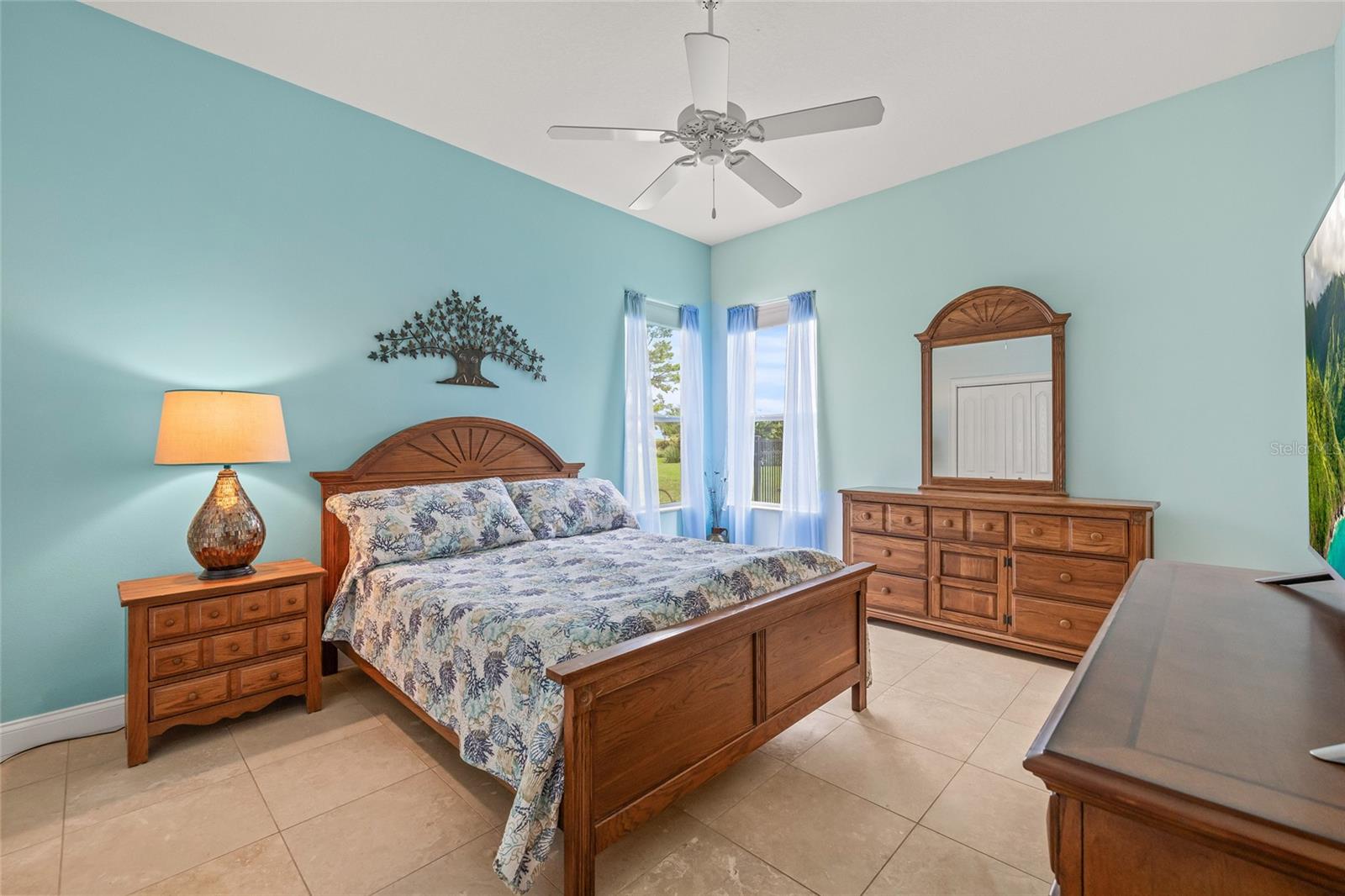 Listing photo id 27 for 10096 Southern Breeze Court