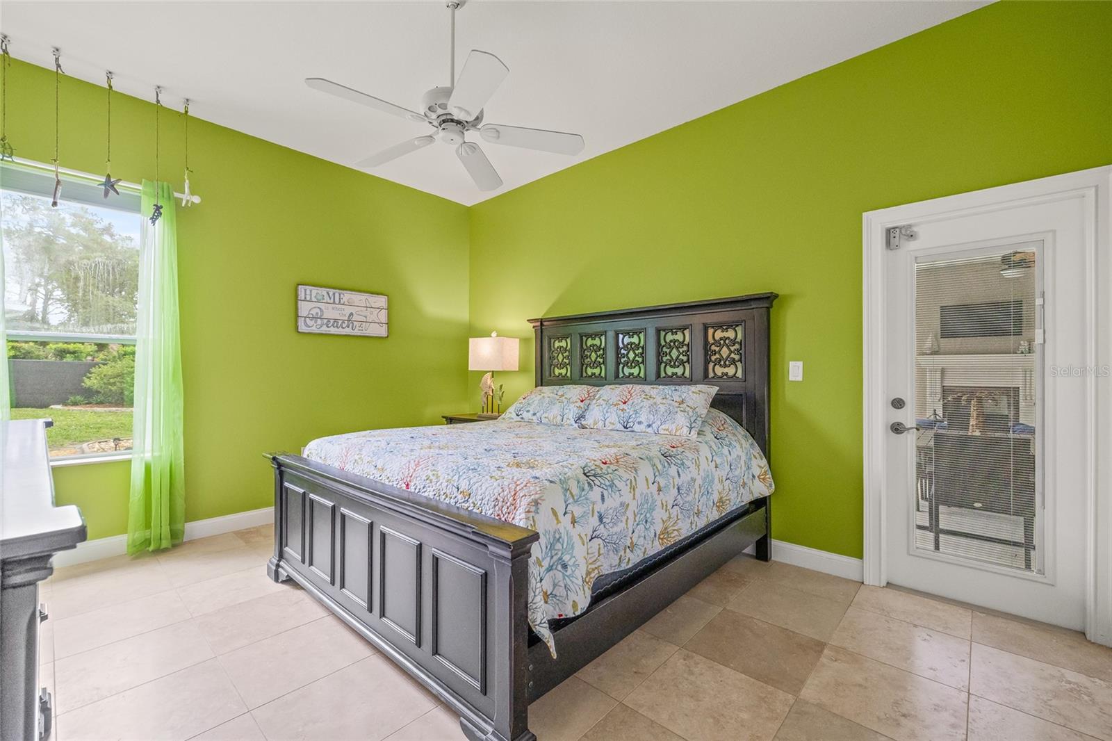 Listing photo id 30 for 10096 Southern Breeze Court