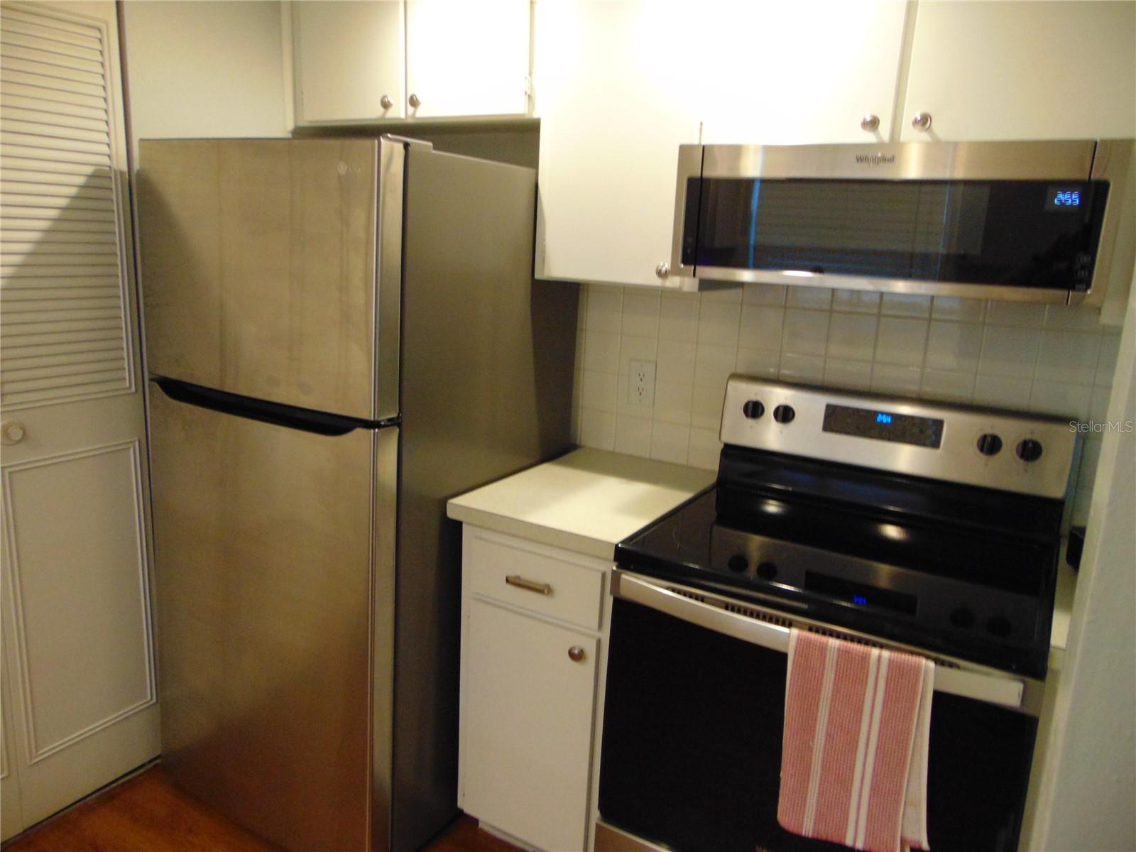Image 10 of 17 For 1250 Pinellas Avenue 307