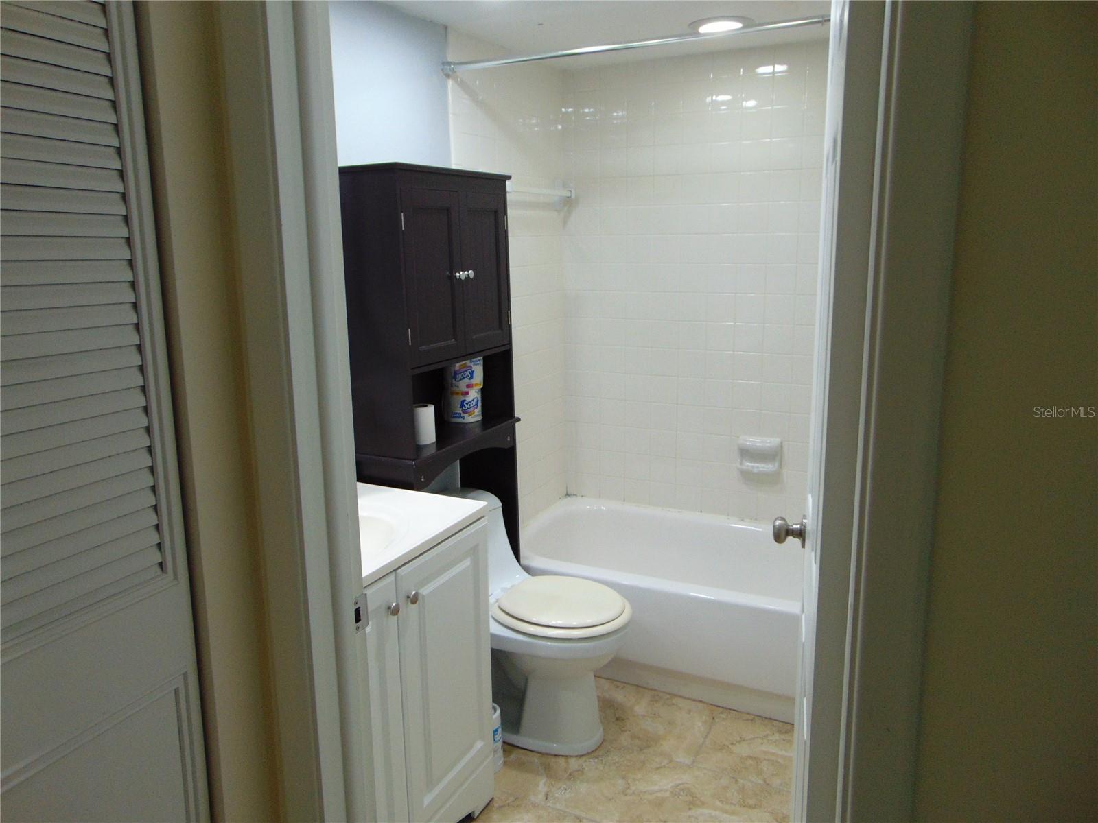 Image 12 of 17 For 1250 Pinellas Avenue 307