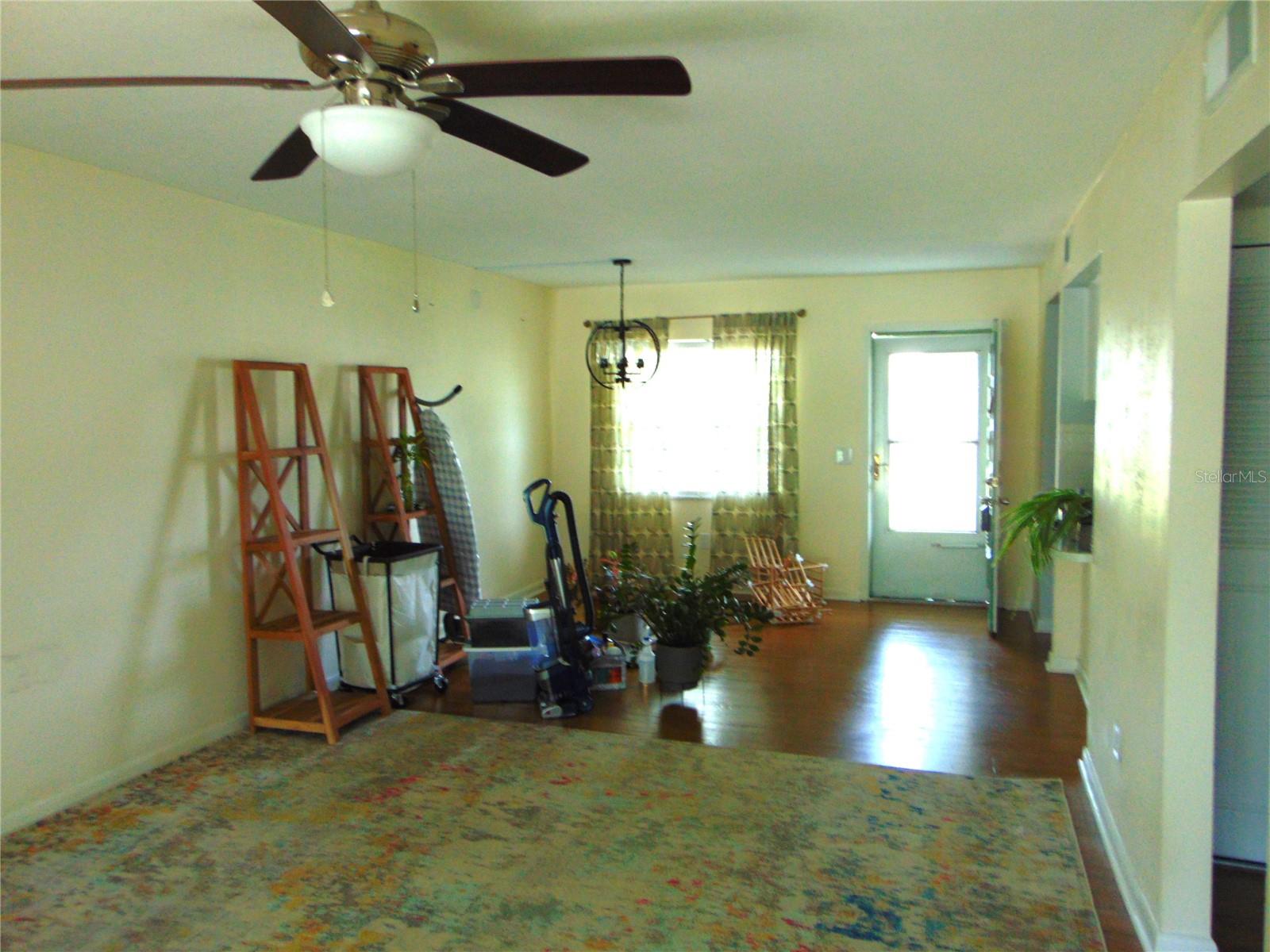 Image 15 of 17 For 1250 Pinellas Avenue 307