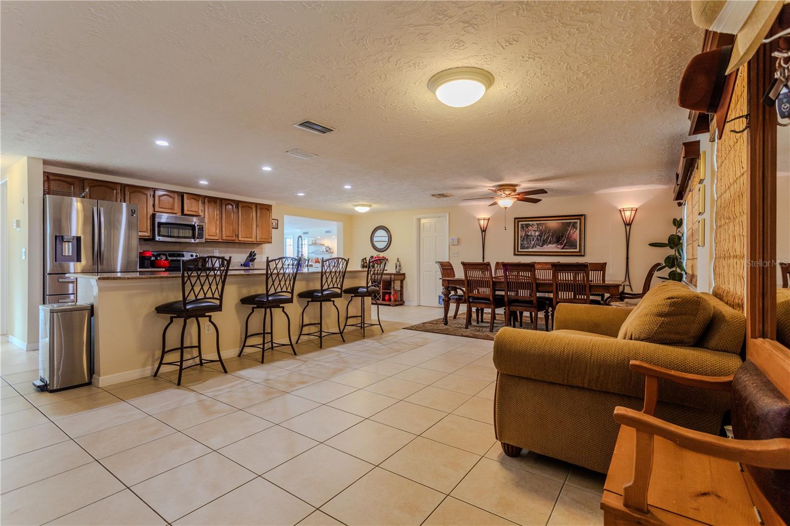 Image 15 of 65 For 3339 Cincinnati Drive
