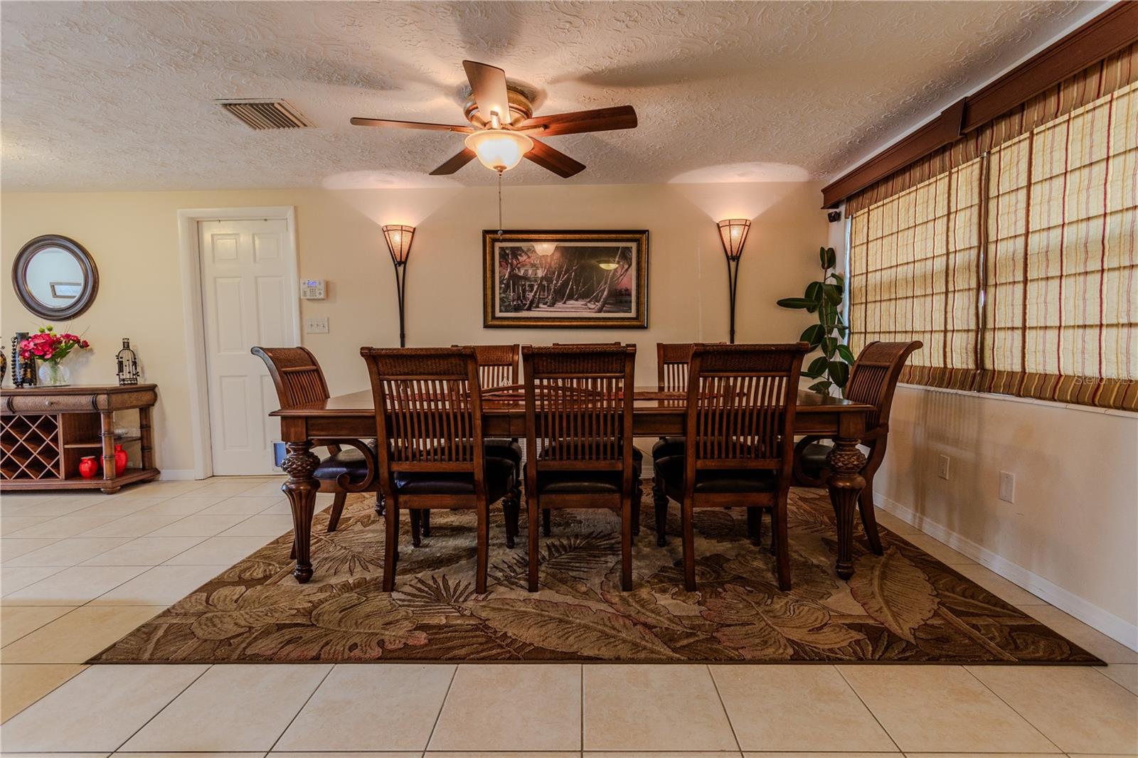 Image 17 of 65 For 3339 Cincinnati Drive