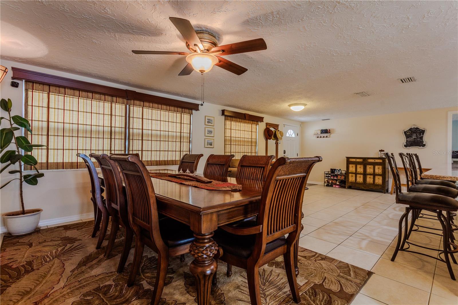 Image 18 of 65 For 3339 Cincinnati Drive
