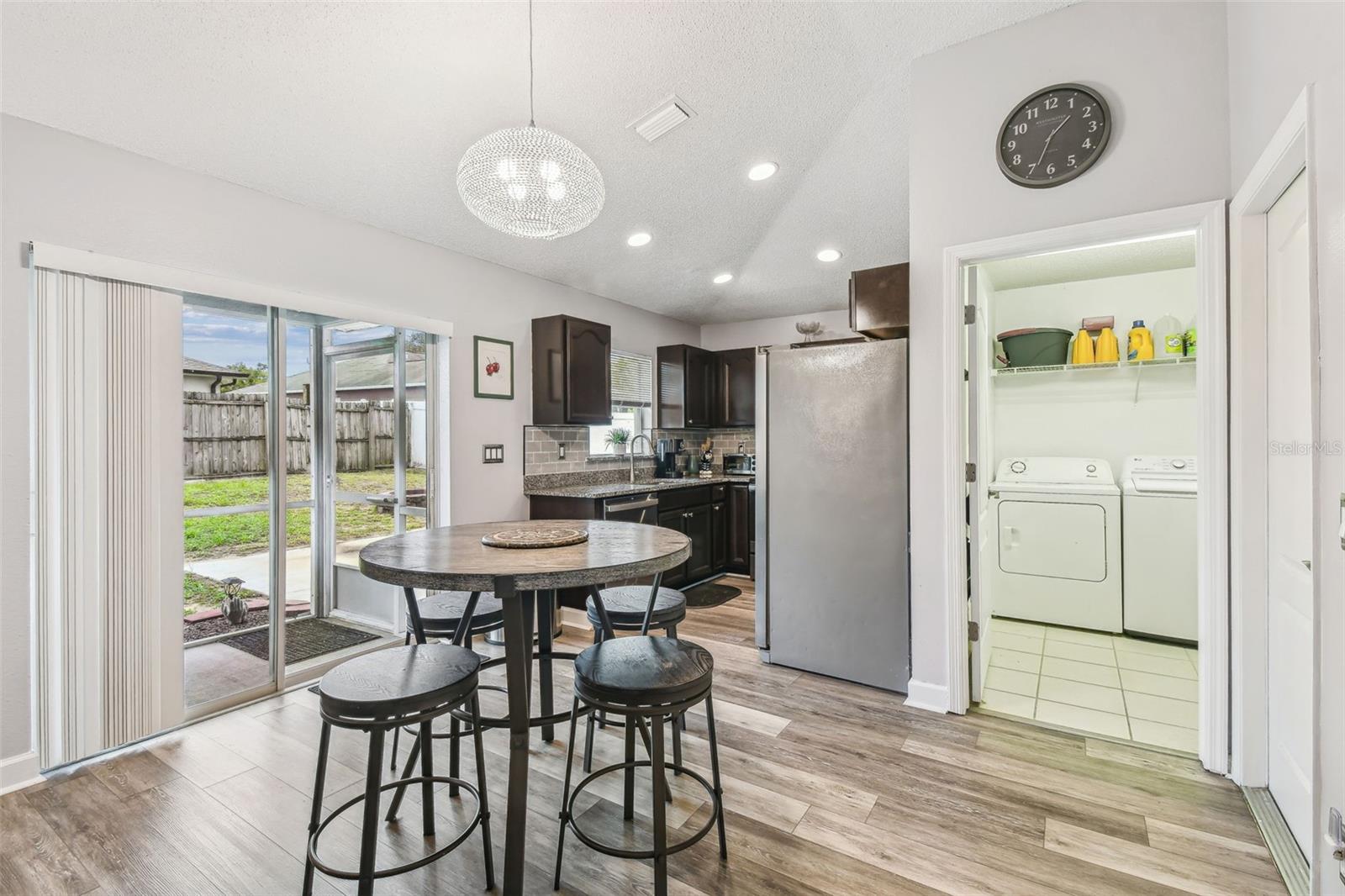 Image 14 of 61 For 5284 Landover Boulevard