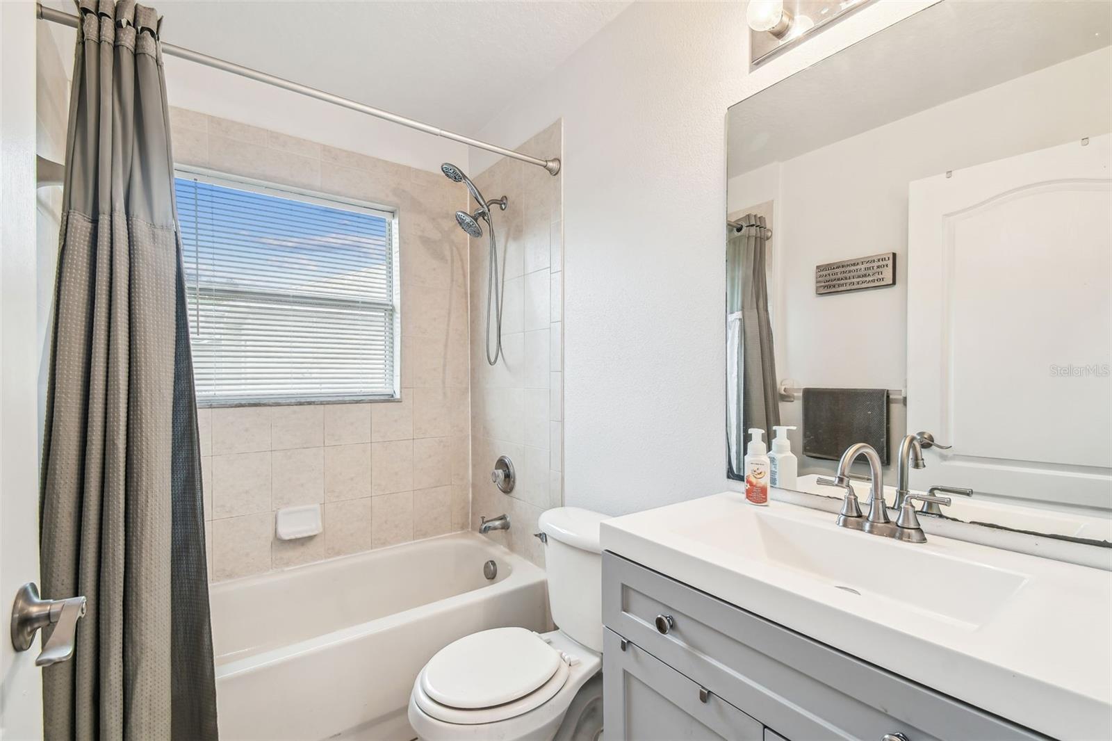 Image 33 of 61 For 5284 Landover Boulevard