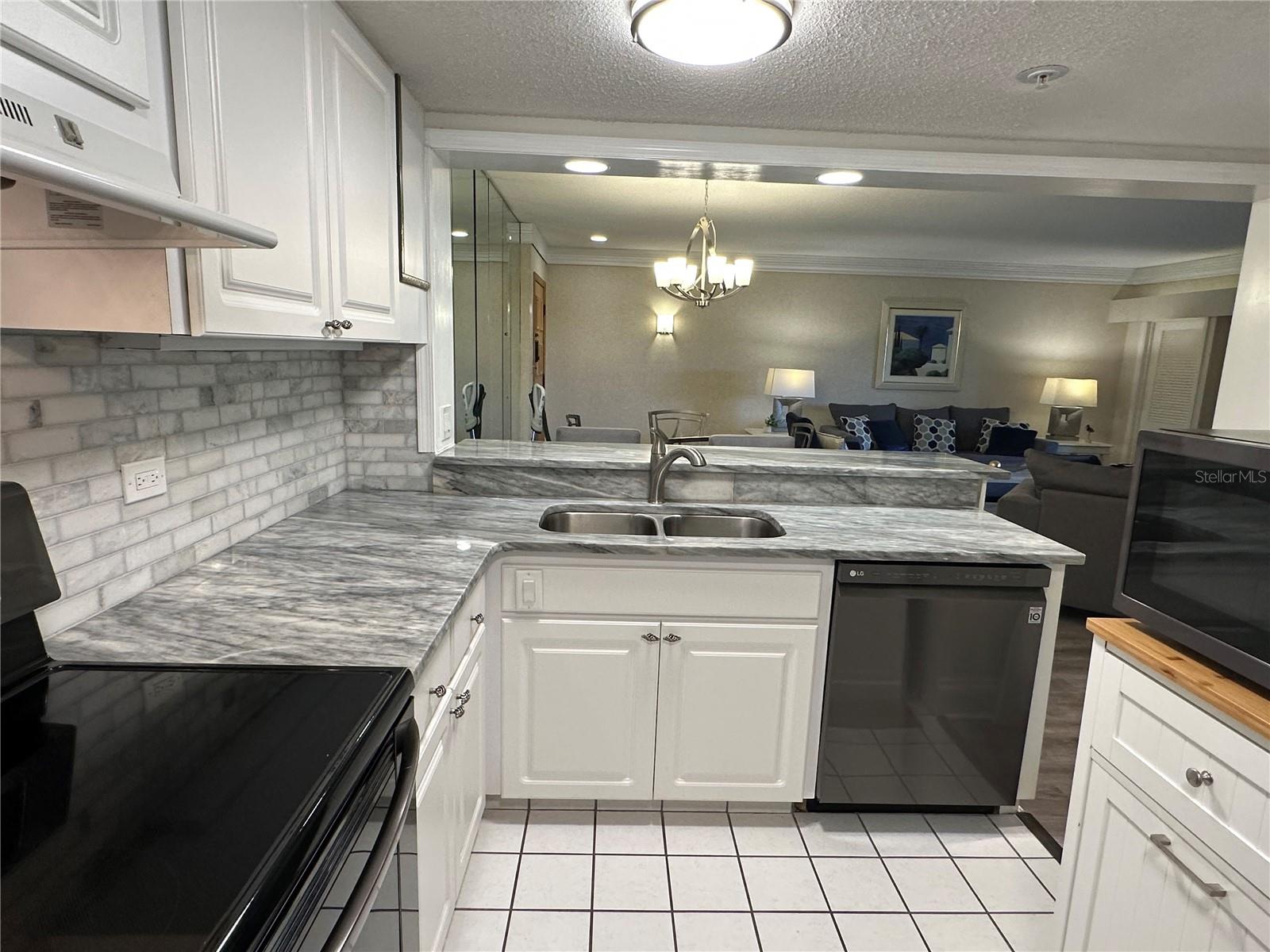 Image 6 of 24 For 36750 Us 19 N 13-310