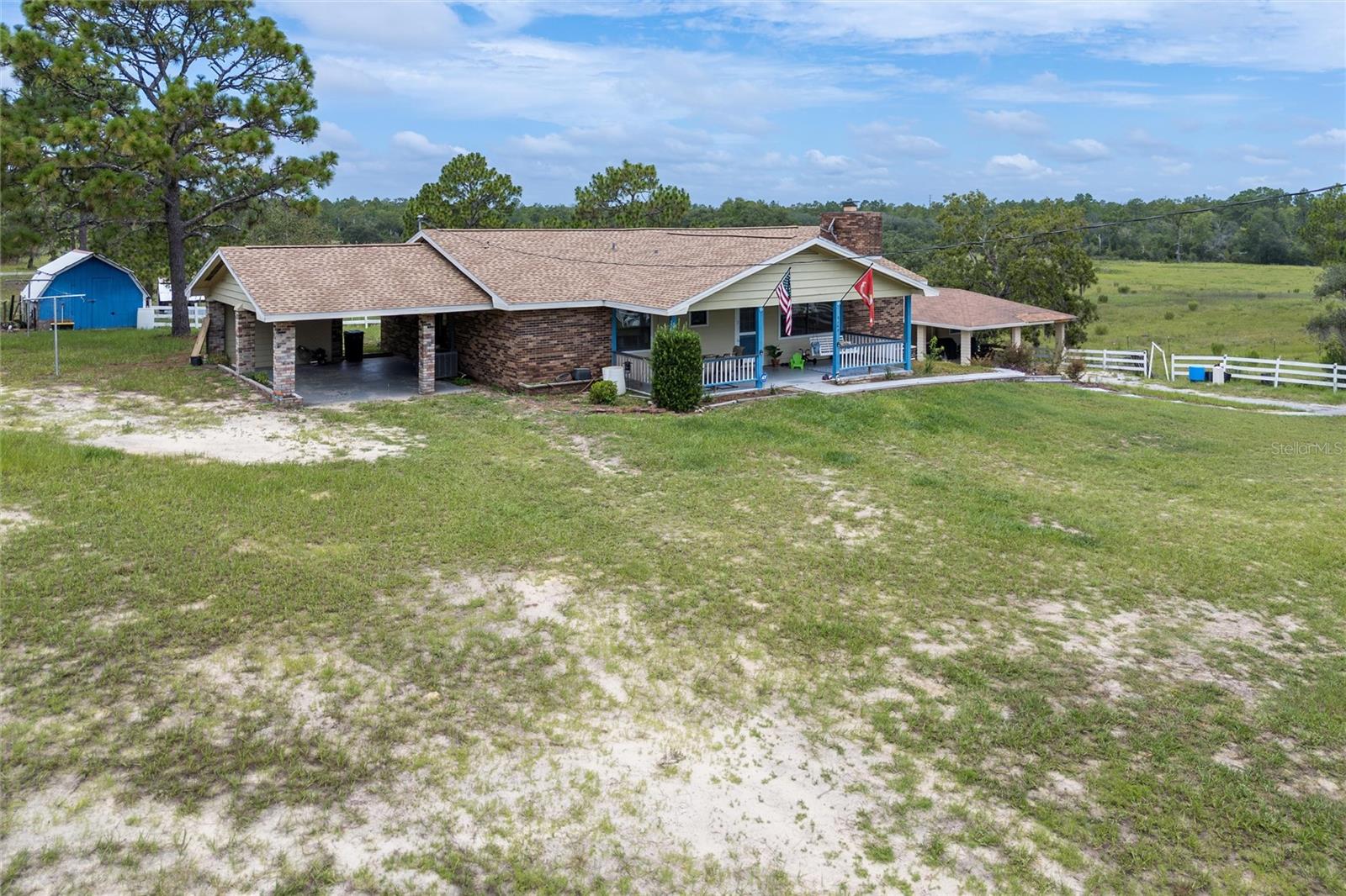 Listing photo id 41 for 9660 Matsonford Avenue