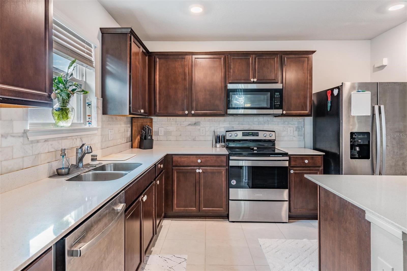 Image 5 of 37 For 30180 Skylark Drive