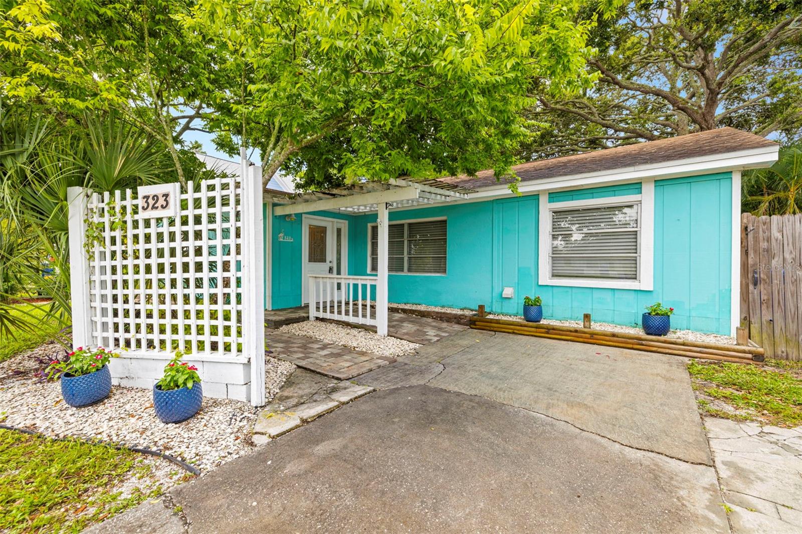 Image 3 of 58 For 323 Mira Vista Drive