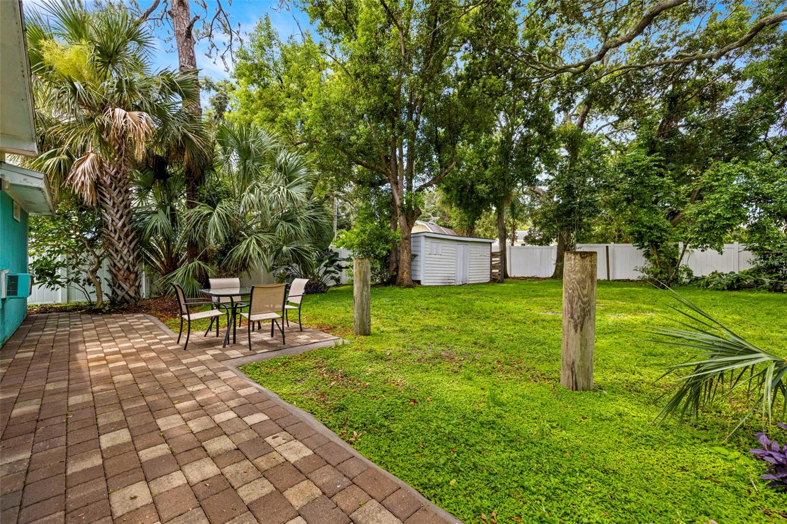 Image 31 of 58 For 323 Mira Vista Drive