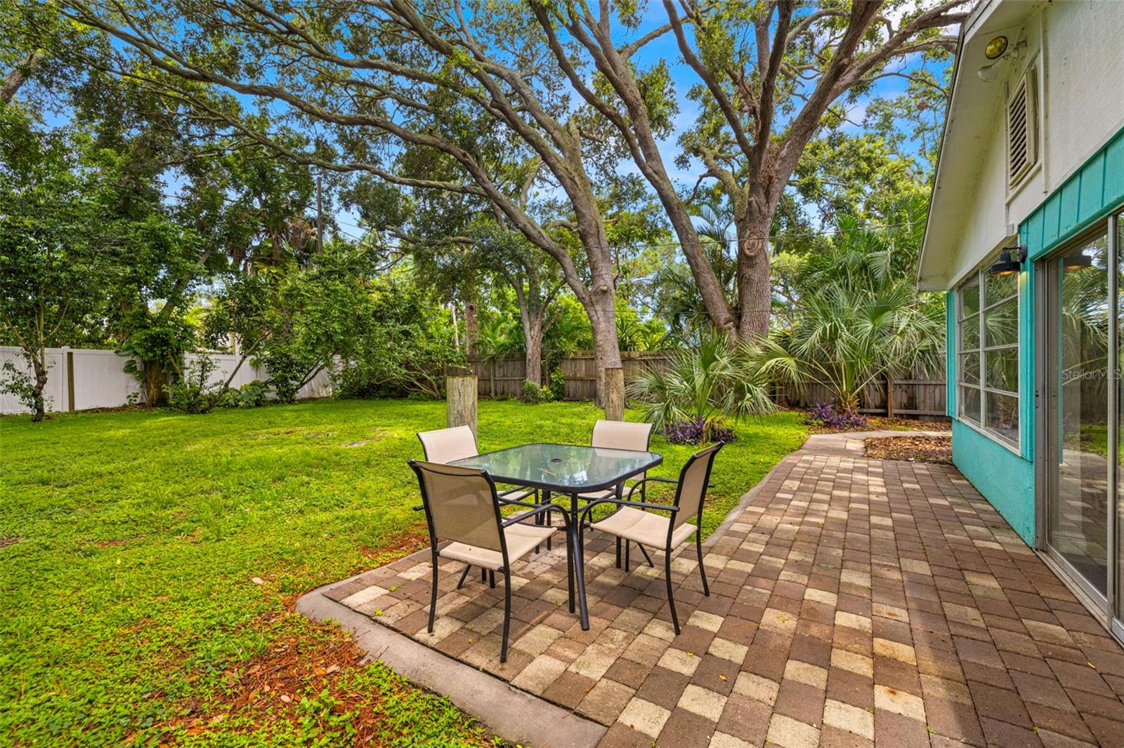 Image 32 of 58 For 323 Mira Vista Drive