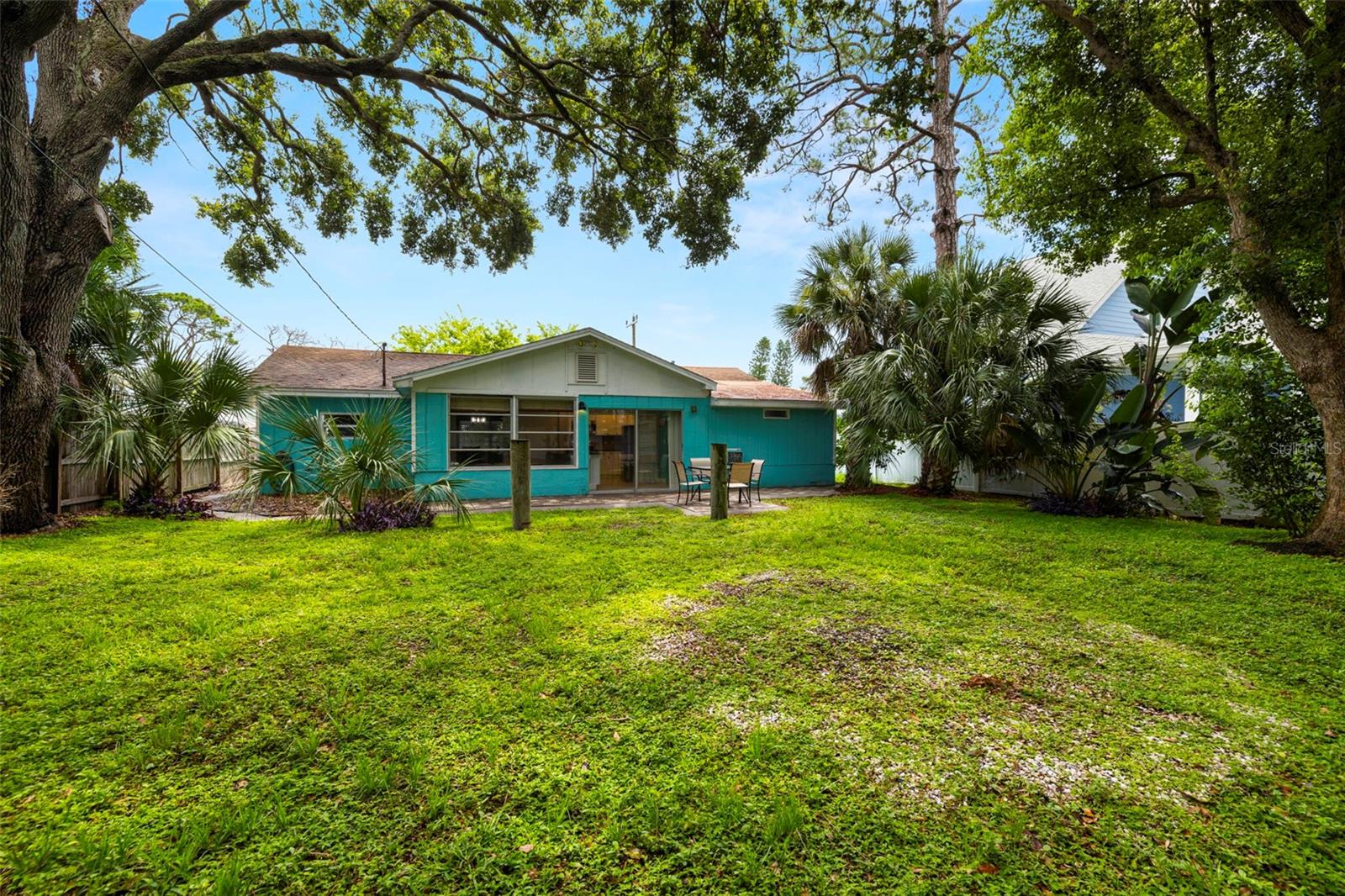 Image 34 of 58 For 323 Mira Vista Drive