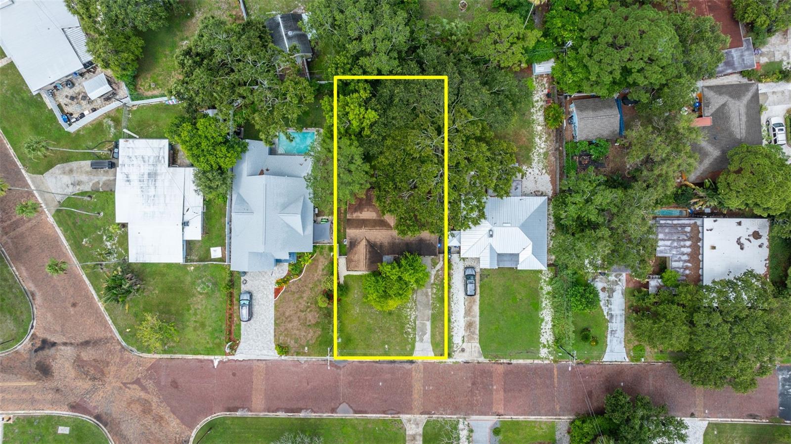 Image 43 of 58 For 323 Mira Vista Drive