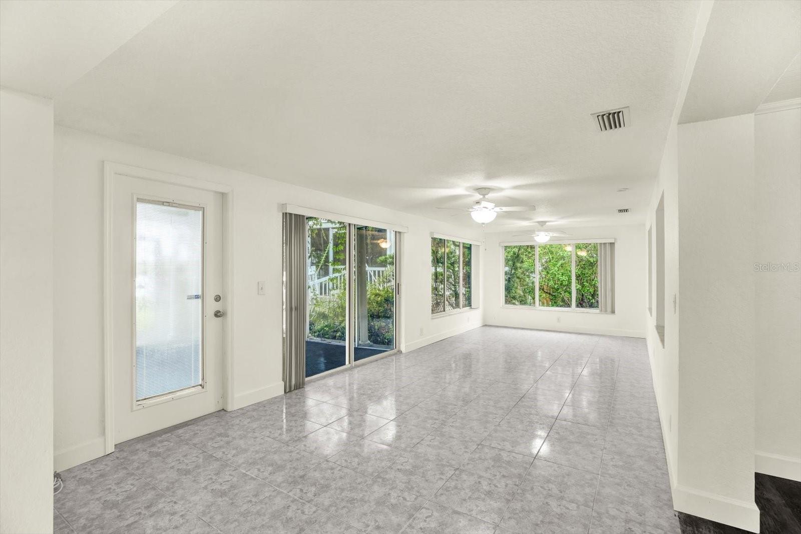 Listing photo id 13 for 102 North Branch Road