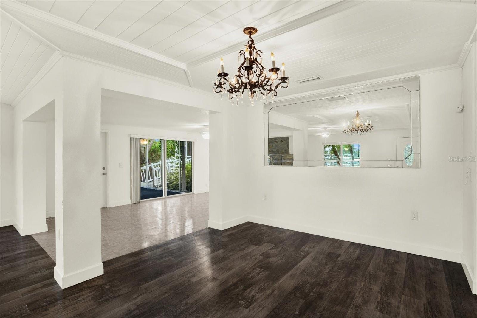 Listing photo id 17 for 102 North Branch Road