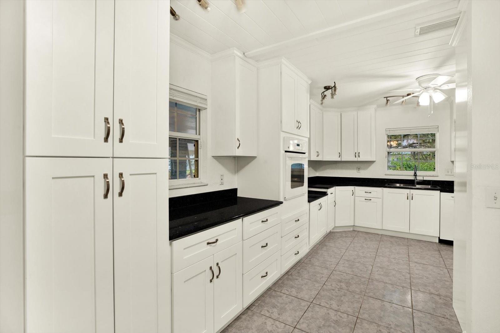 Listing photo id 19 for 102 North Branch Road