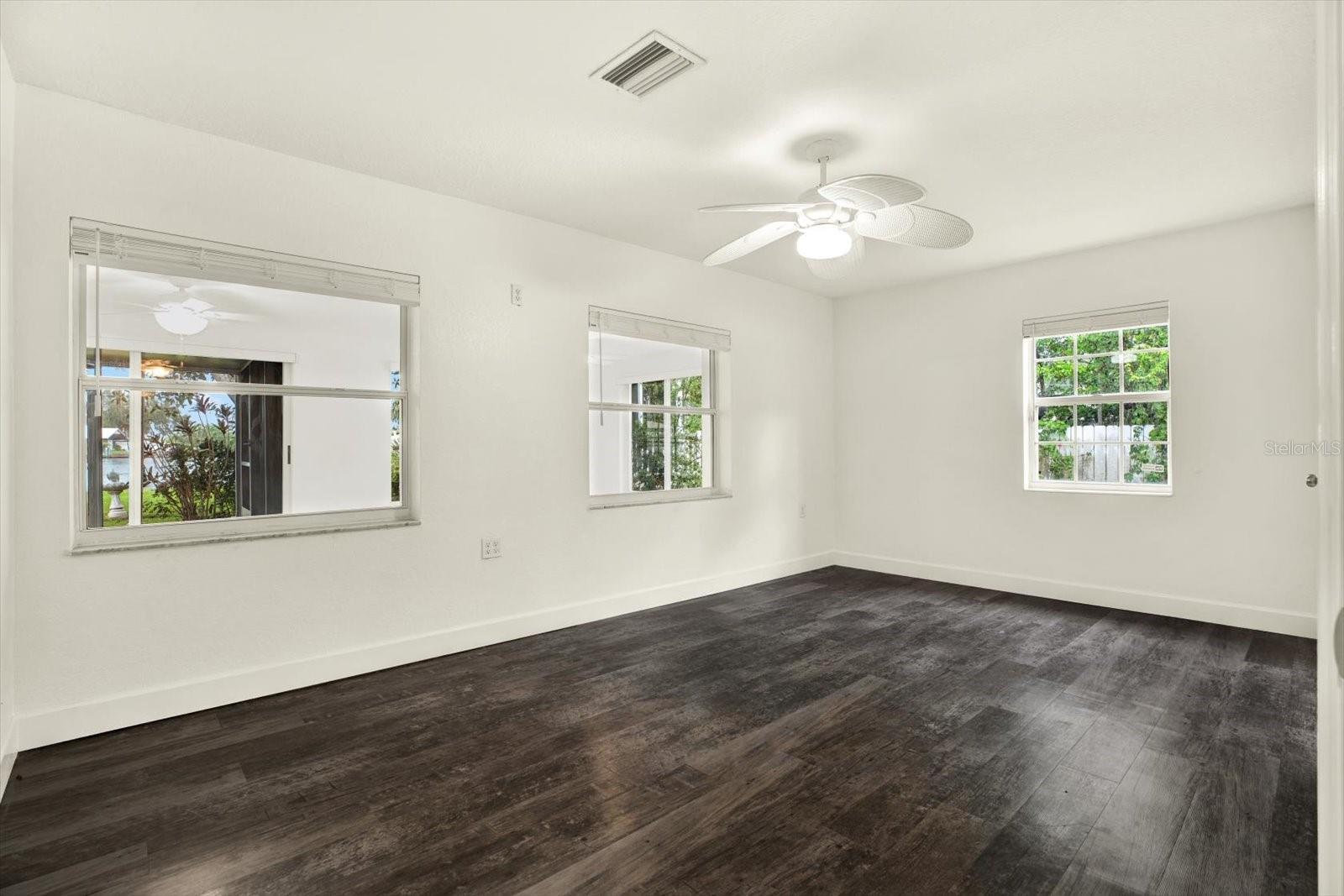 Listing photo id 25 for 102 North Branch Road