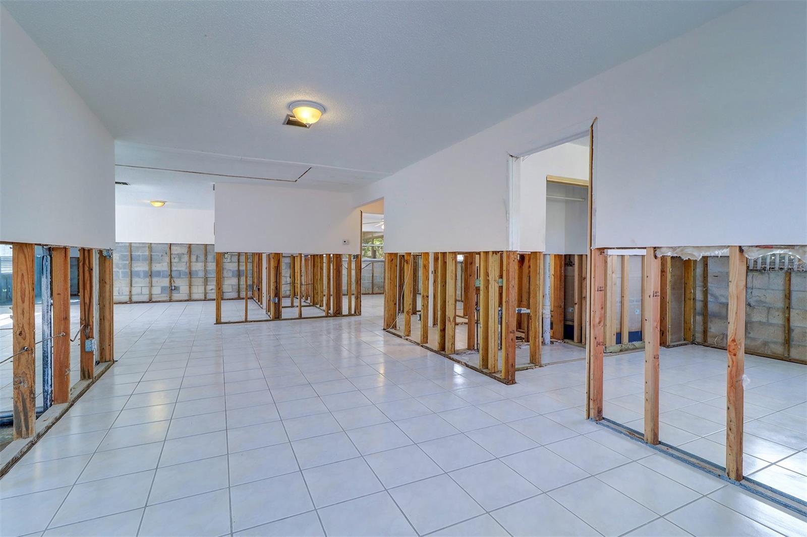 Image 11 of 50 For 123 11th Avenue
