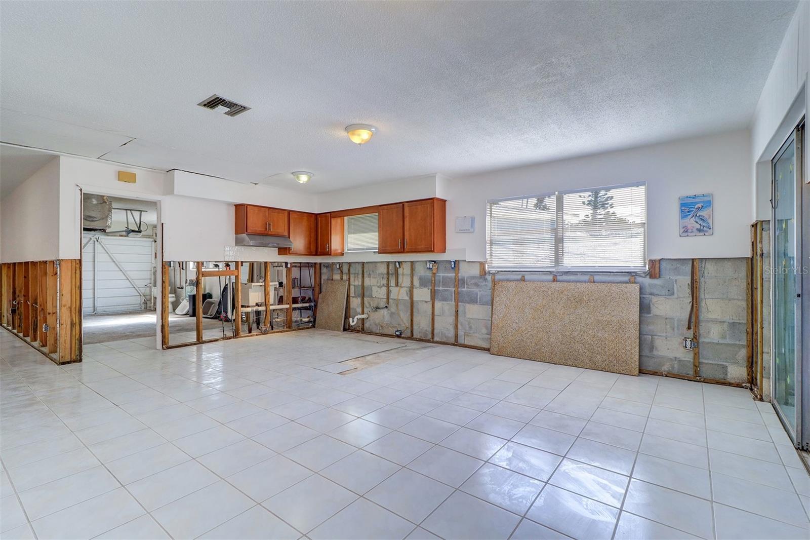 Image 14 of 50 For 123 11th Avenue
