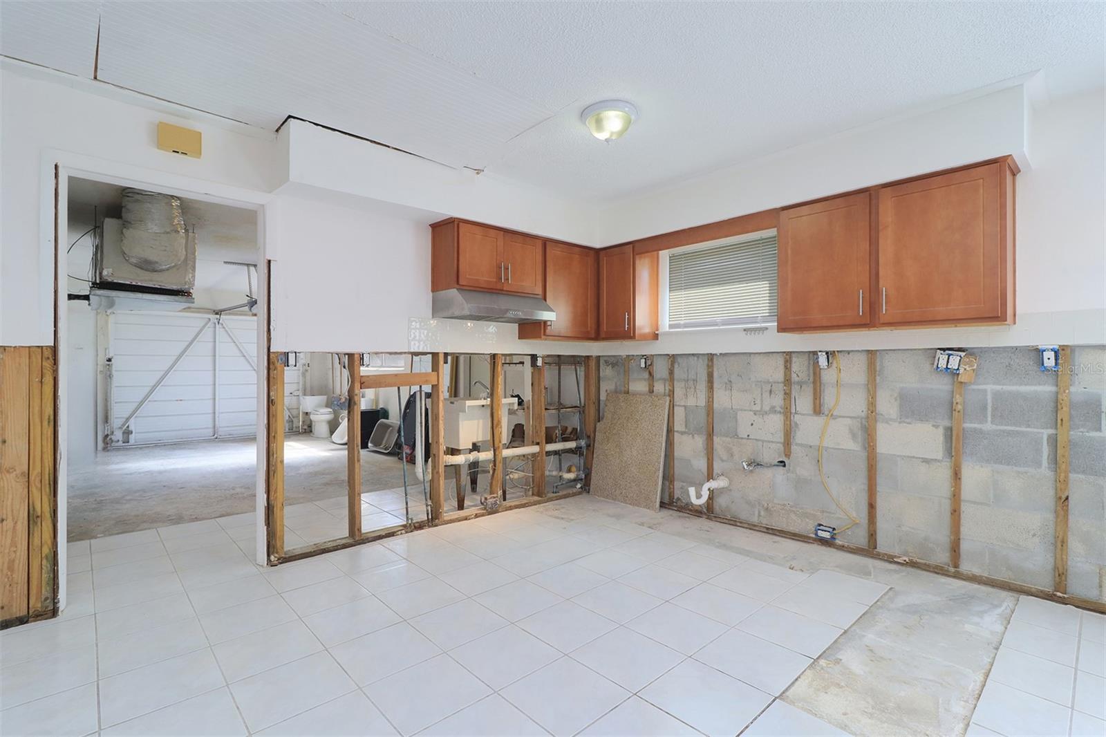 Image 15 of 50 For 123 11th Avenue