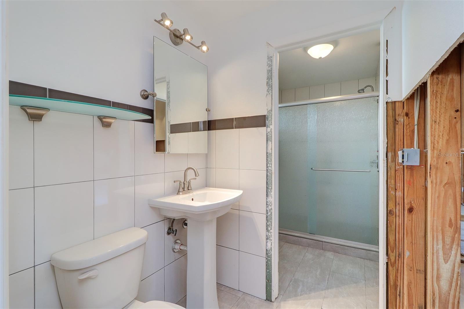 Image 21 of 50 For 123 11th Avenue
