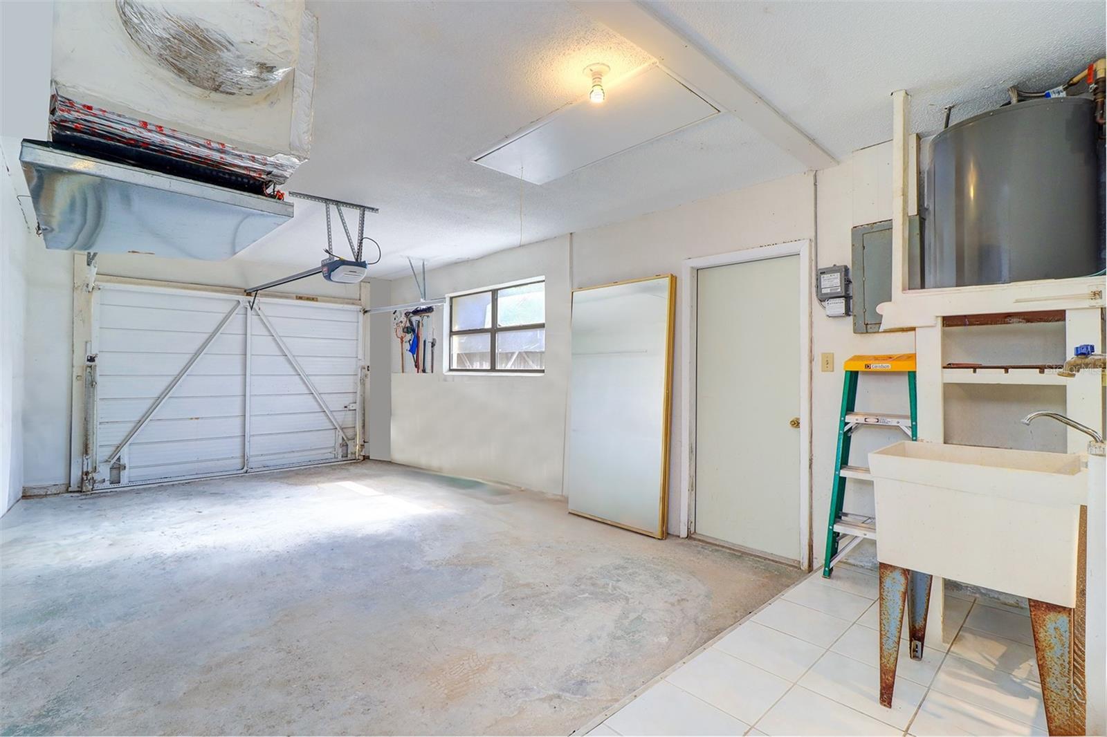 Image 30 of 50 For 123 11th Avenue