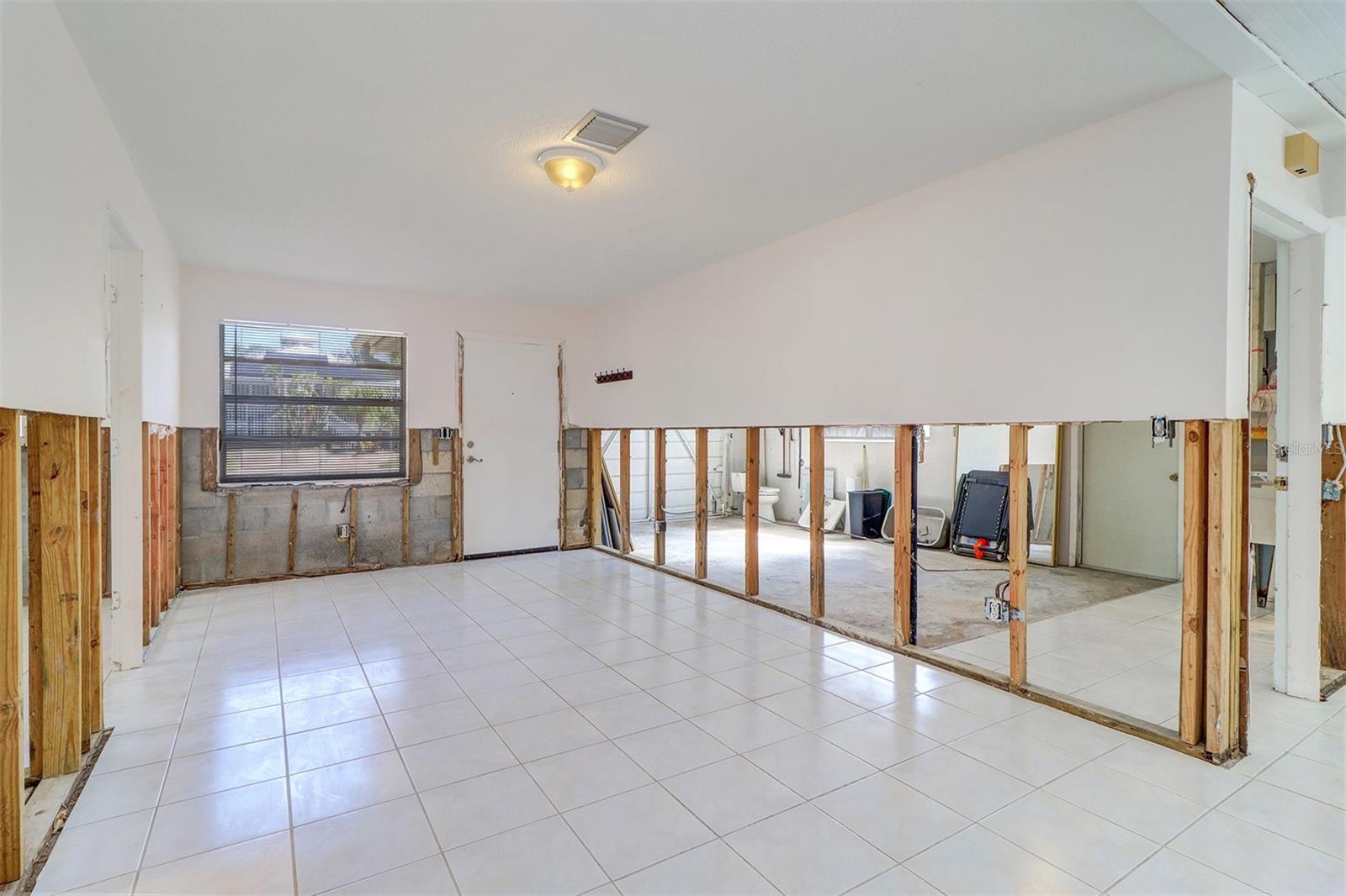 Image 8 of 50 For 123 11th Avenue