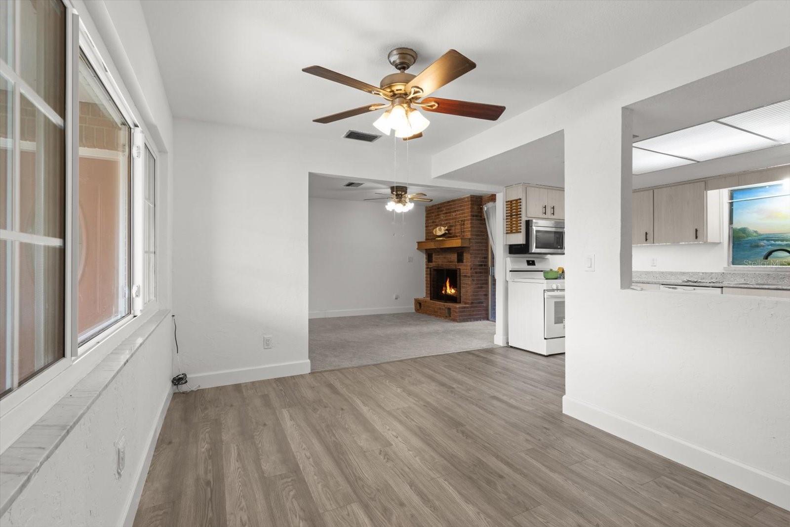 Listing photo id 10 for 3874 Timucua Point