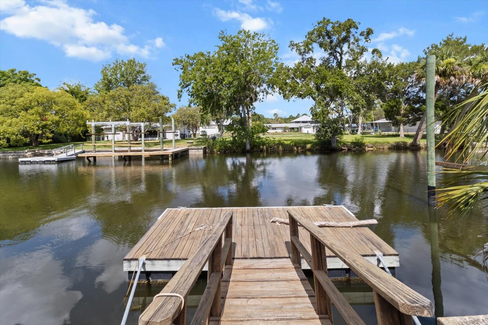 Listing photo id 34 for 3874 Timucua Point