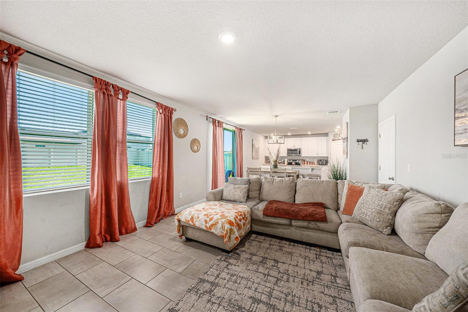 Image 10 of 26 For 38689 Harlow Rose Drive