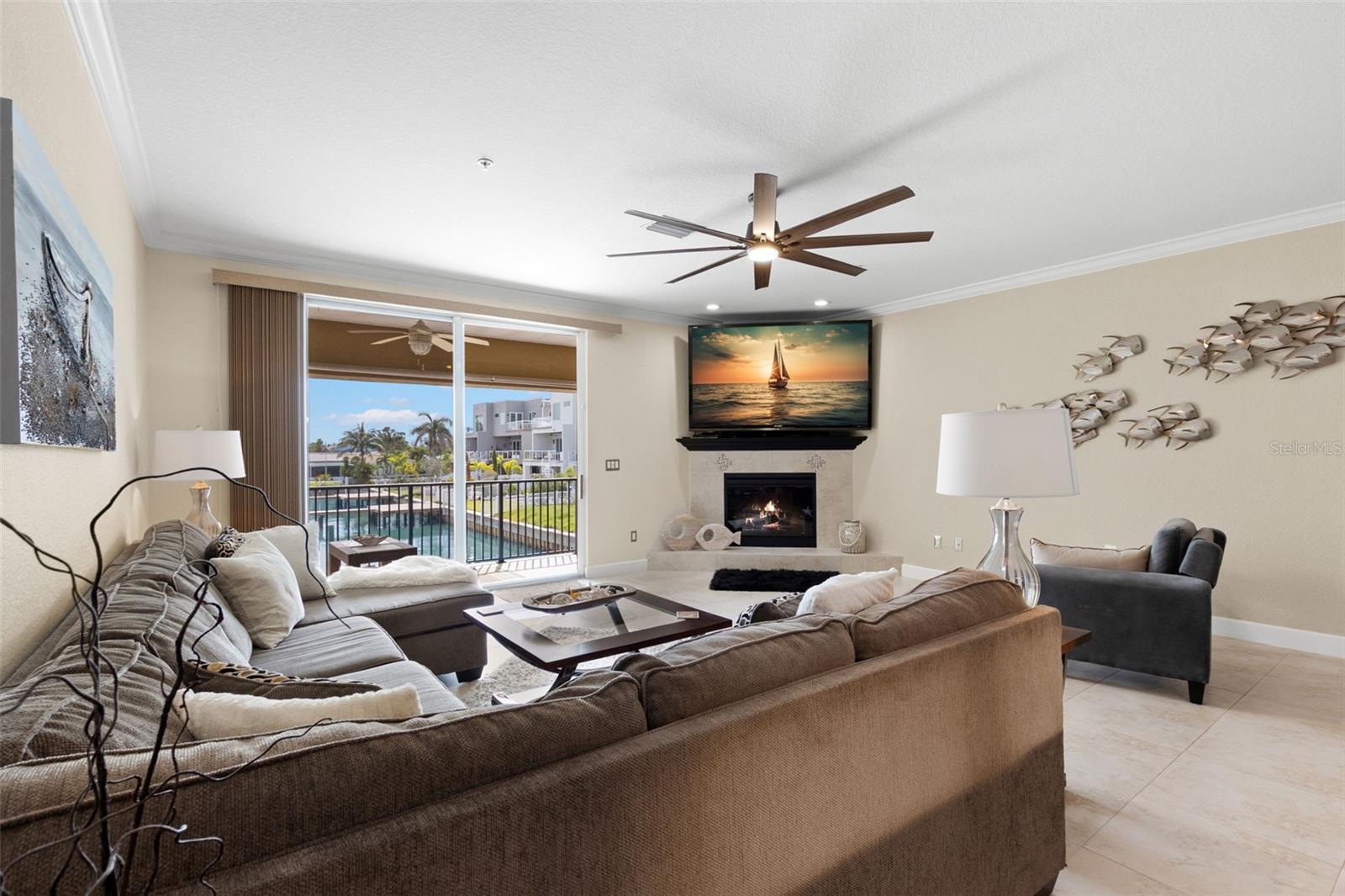 Image 19 of 69 For 300 Capri Boulevard 3