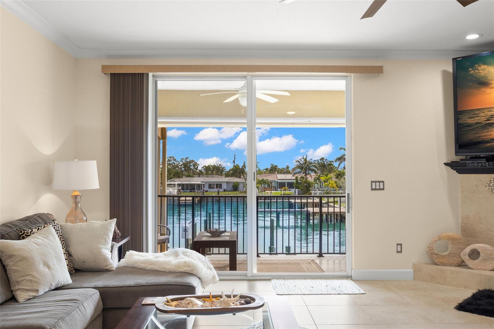 Image 20 of 69 For 300 Capri Boulevard 3