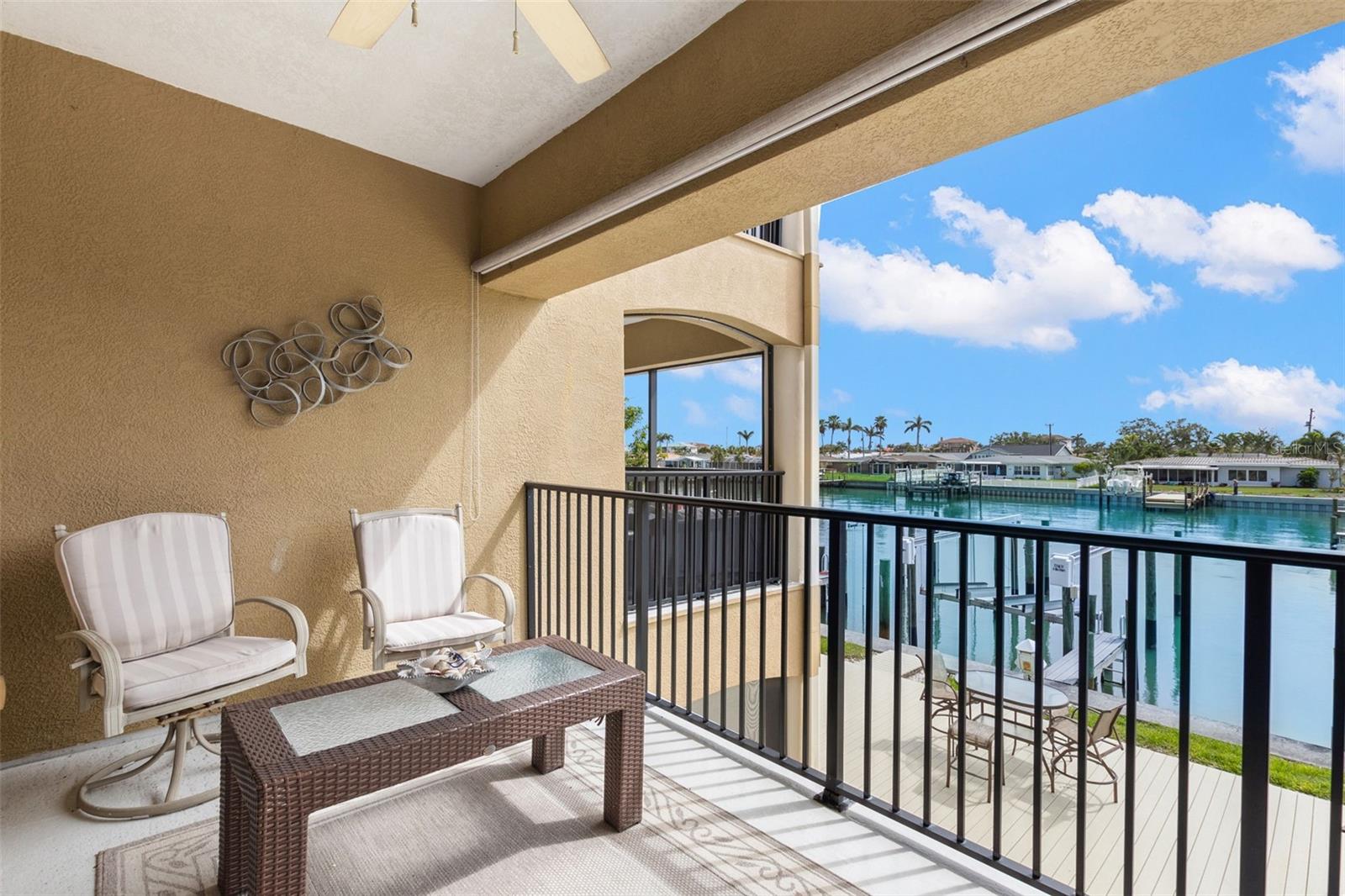 Image 21 of 69 For 300 Capri Boulevard 3