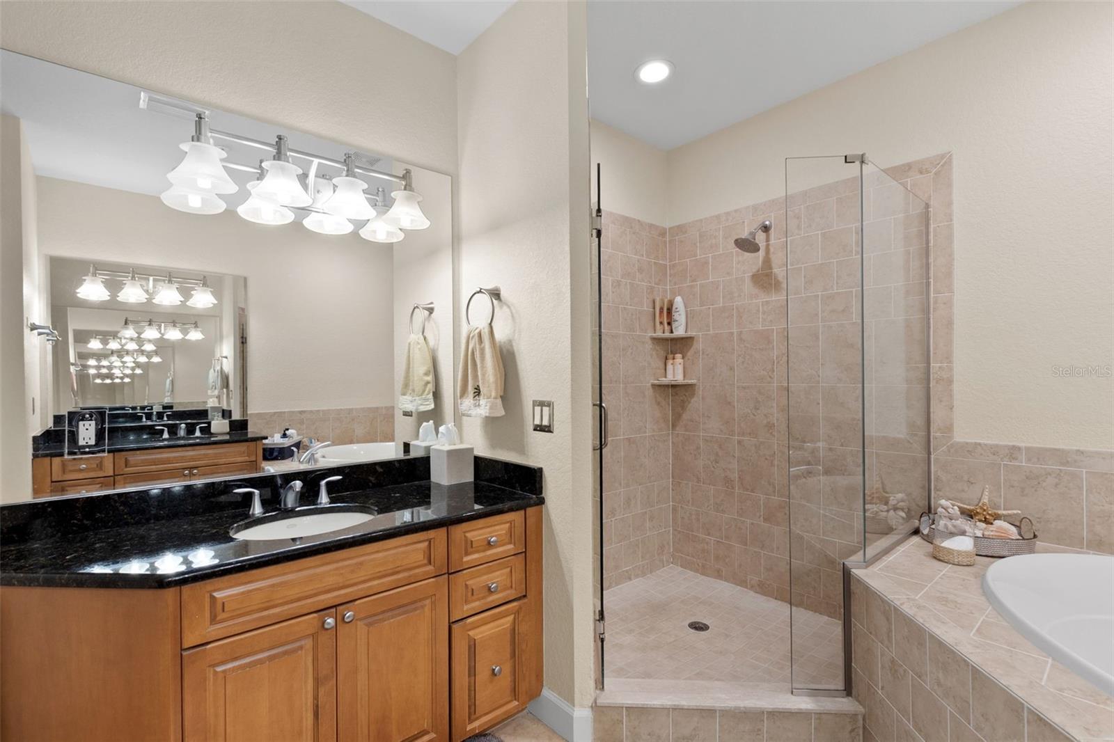 Image 36 of 69 For 300 Capri Boulevard 3