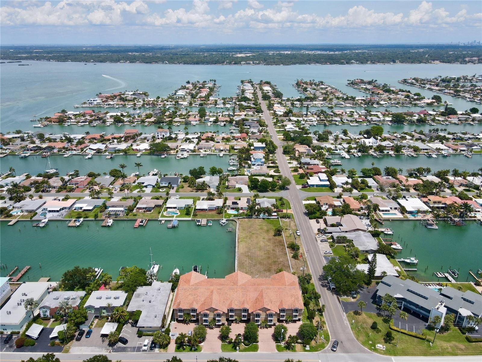 Image 42 of 69 For 300 Capri Boulevard 3