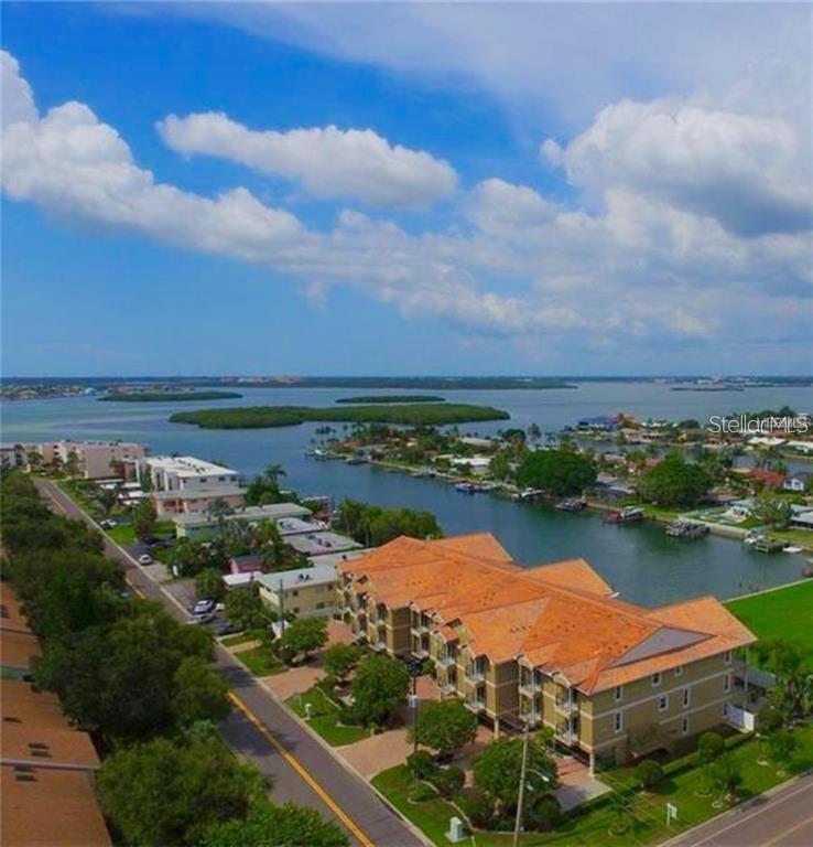 Image 49 of 69 For 300 Capri Boulevard 3