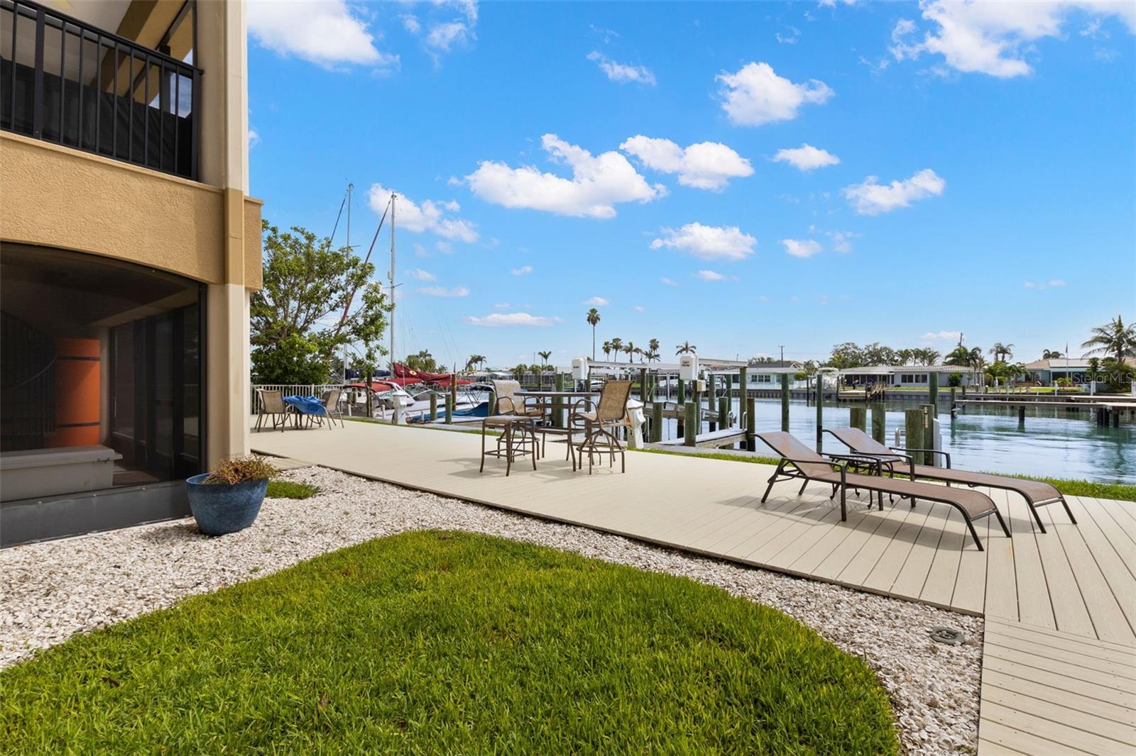 Image 58 of 69 For 300 Capri Boulevard 3