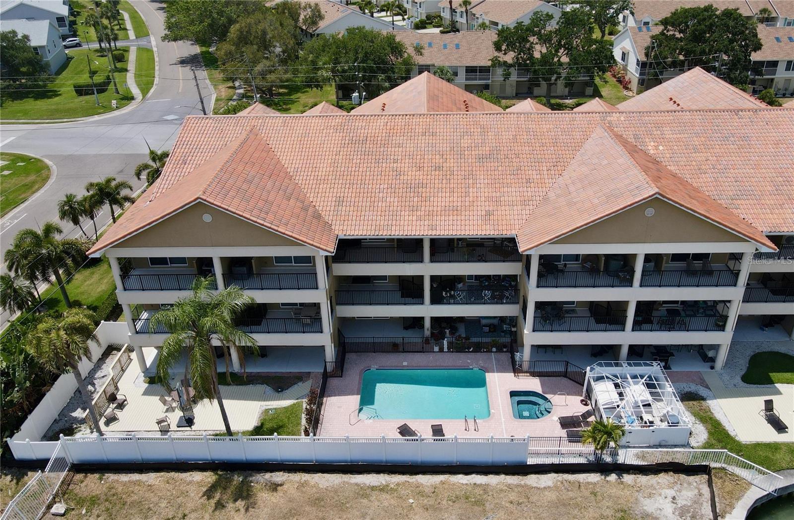 Image 62 of 69 For 300 Capri Boulevard 3