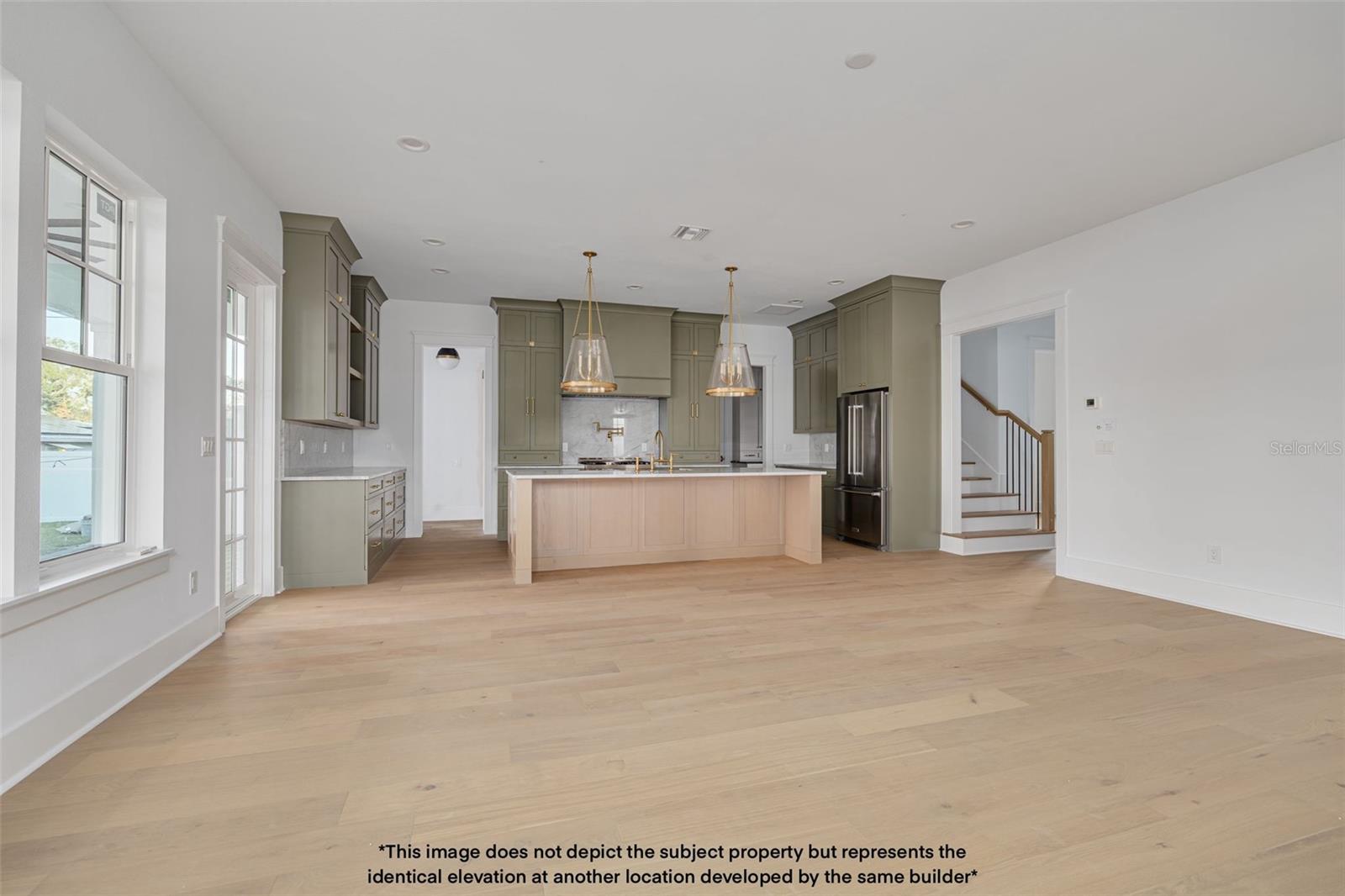 Image 27 of 39 For 1420 14th Street N