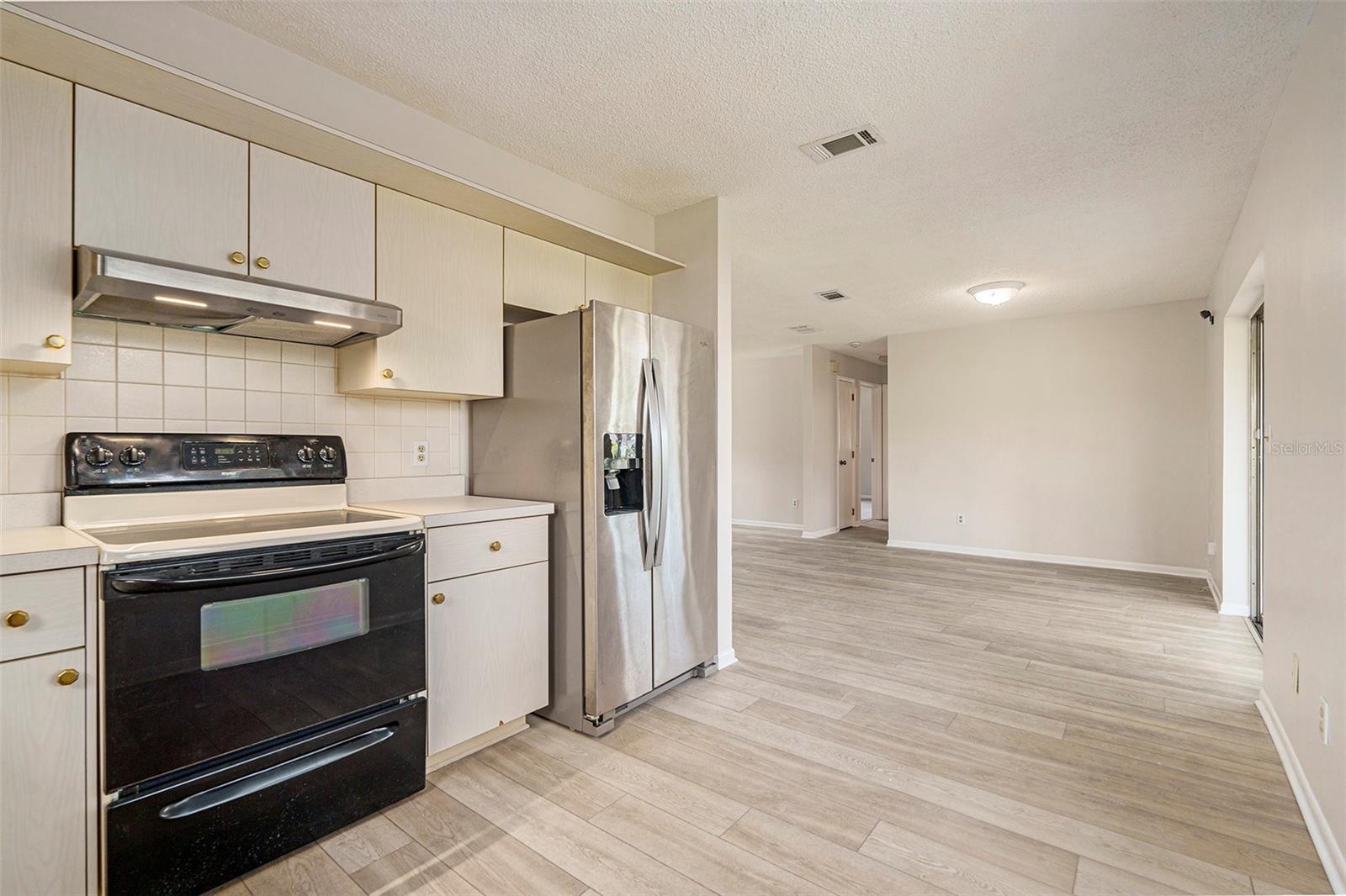 Image 19 of 29 For 6131 17th Street