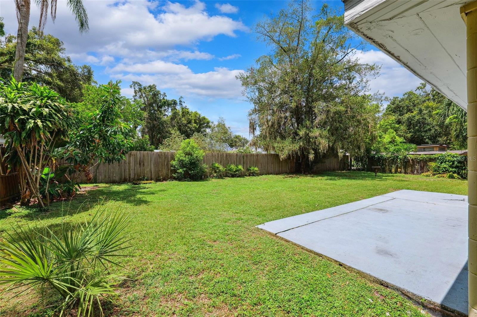 Listing photo id 20 for 1205 Hamilton Avenue