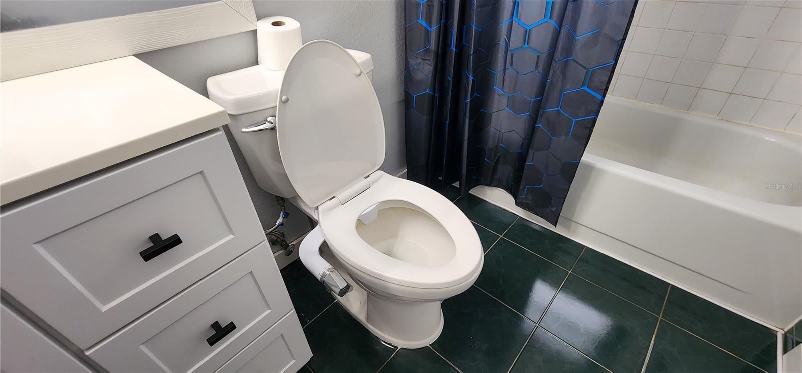 Image 31 of 48 For 680 1st Avenue N
