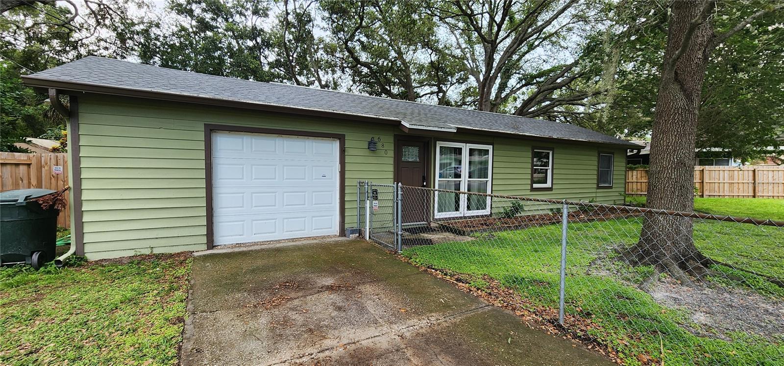 Image 5 of 48 For 680 1st Avenue N