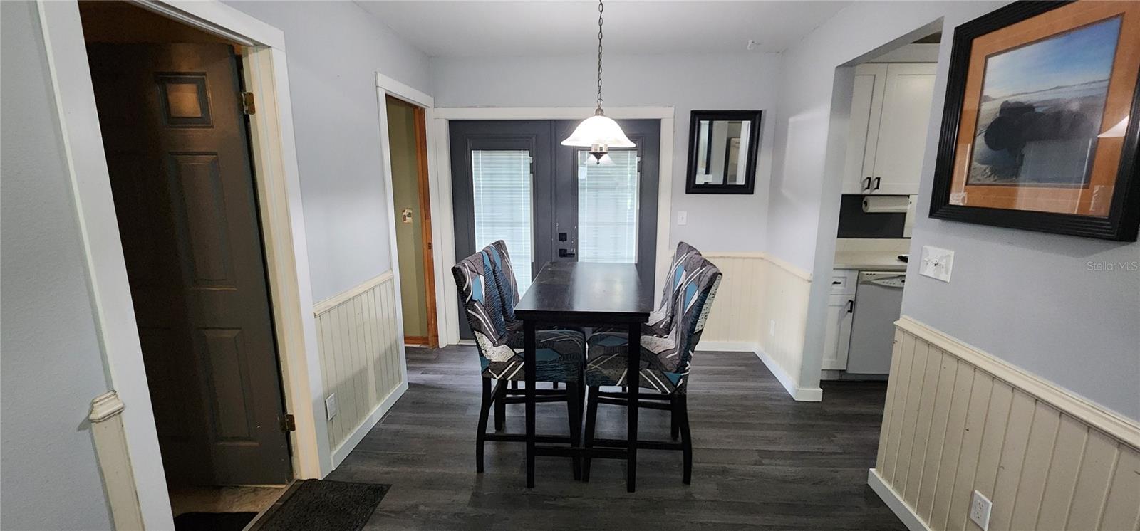 Image 9 of 48 For 680 1st Avenue N
