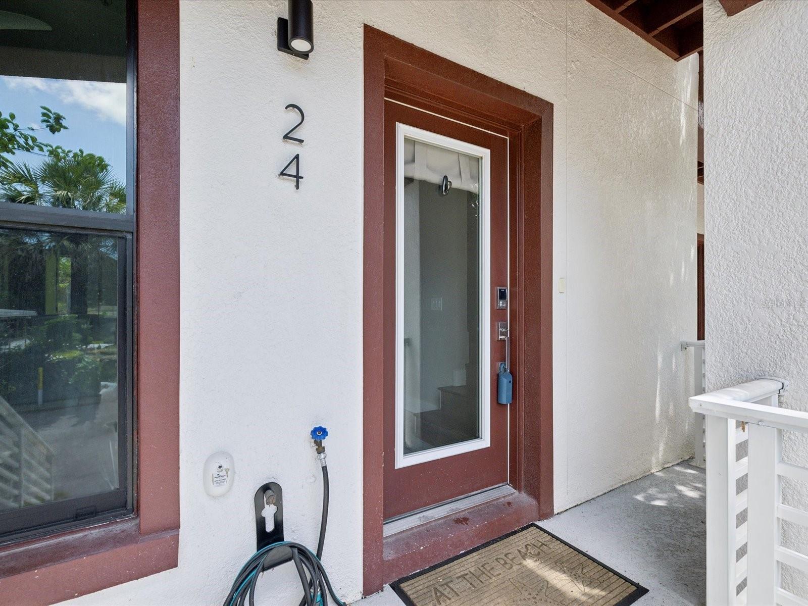 Image 40 of 87 For 946 Highand Avenue 24